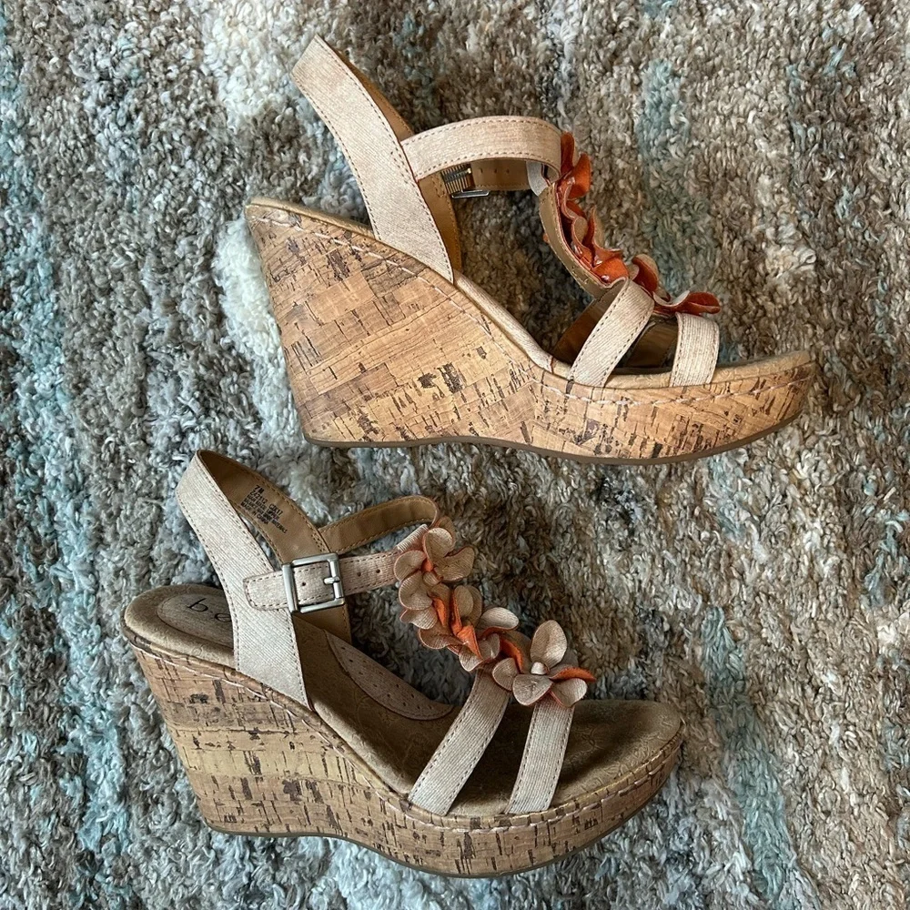 B.O.C. coral pink and white wedges with flowers and ankle buckle closure size 7